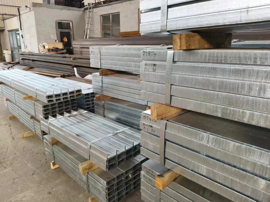Fios de secção C de aço galvanizado personalizados 150x90x24 PFC flange paralela