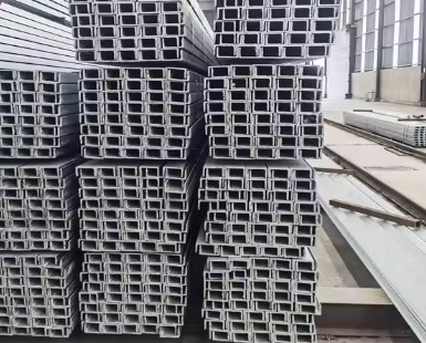 OEM Perfuração Galvanizado Seção C Com Galvanização a Quente comprimento 900mm-18000mm